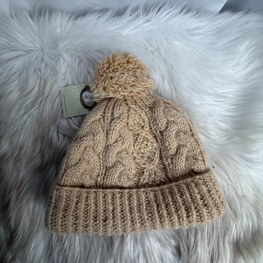 Aran Sweater Market Oatmeal Beige Cable Knit Pom Beanie Hat Made in Ireland NWT